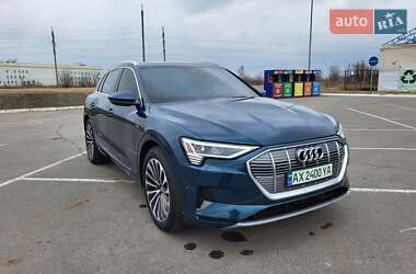 Audi e-tron  2019