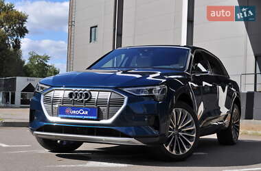 Audi e-tron  2019