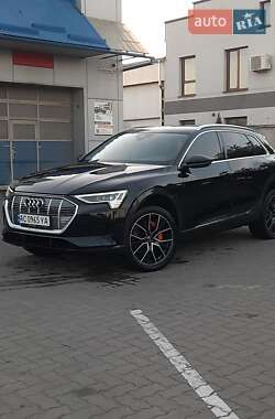 Audi e-tron  2020