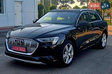 Audi e-tron  2020