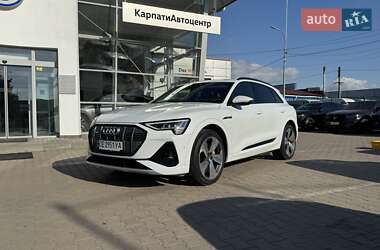 Audi e-tron  2020