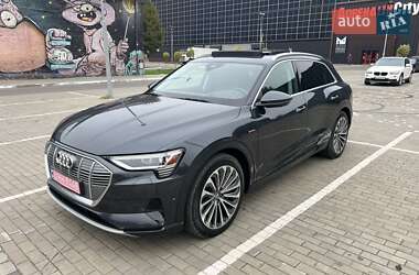 Audi e-tron  2019