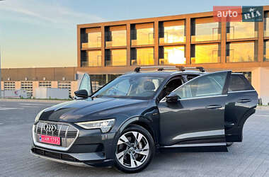 Audi e-tron  2020