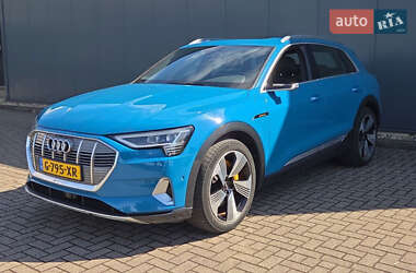 Audi e-tron  2020