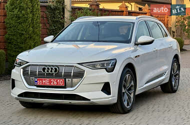 Audi e-tron  2020