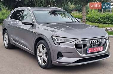 Audi e-tron  2020