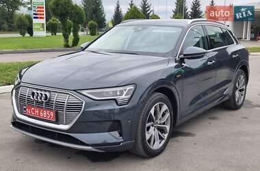 Audi e-tron  2020