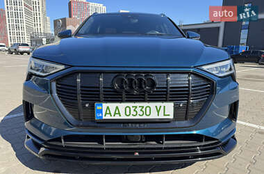 Audi e-tron  2019