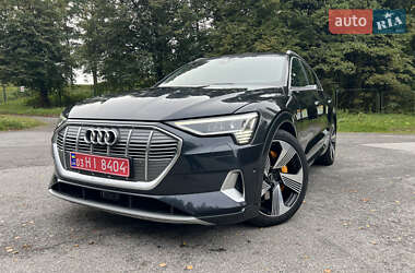 Audi e-tron  2019
