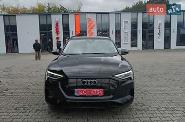 Audi e-tron  2021