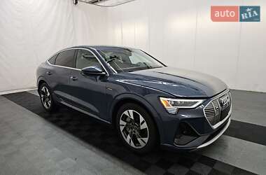 Audi e-tron  2023