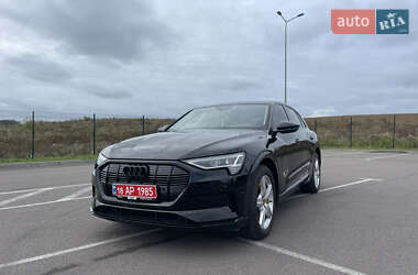 Audi e-tron  2023