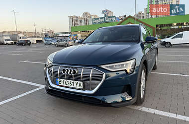 Audi e-tron  2020