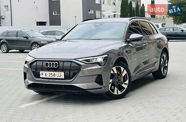 Audi e-tron 2021