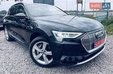 Audi e-tron  2019