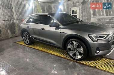 Audi e-tron 2019