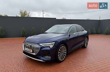 Audi e-tron  2021