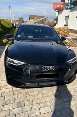 Audi e-tron  2019