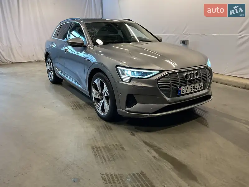 Audi e-tron