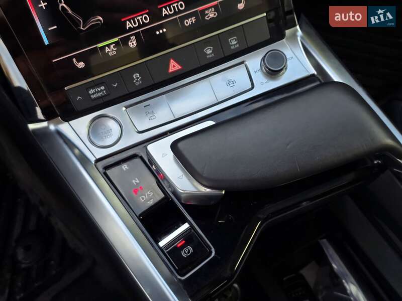 Внедорожник / Кроссовер Audi e-tron 2019 в Тернополе