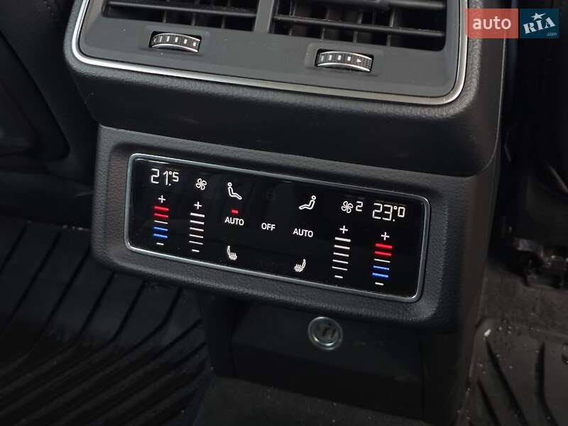 Внедорожник / Кроссовер Audi e-tron 2019 в Тернополе