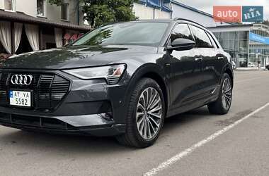 Audi e-tron  2020