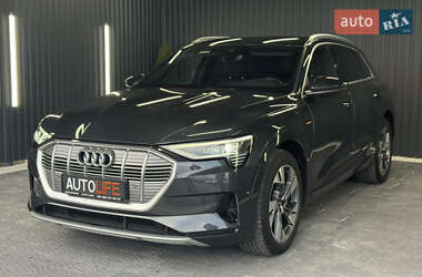 Audi e-tron  2022