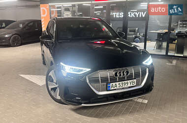 Audi e-tron  2019
