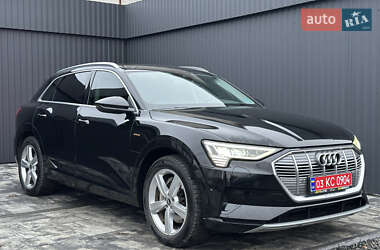 Audi e-tron  2020