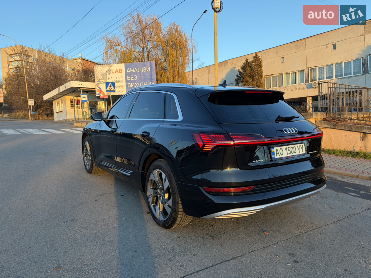 2019 Audi e-tron - мініатюра 5