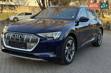Audi e-tron  2020