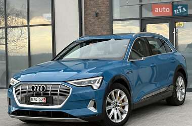 Audi e-tron  2019