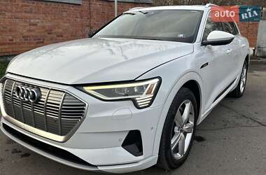 Audi e-tron 2019