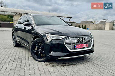 Audi e-tron  2019