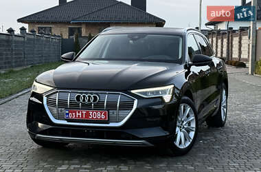 Audi e-tron  2019