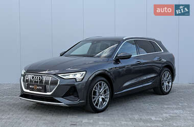 Audi e-tron 2022