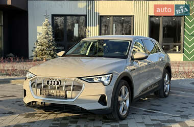 Audi e-tron  2020
