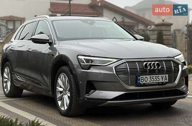 Audi e-tron  2020
