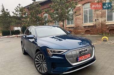 Audi e-tron  2019