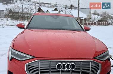 Audi e-tron  2020