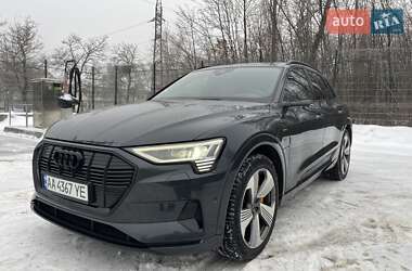 Audi e-tron  2022