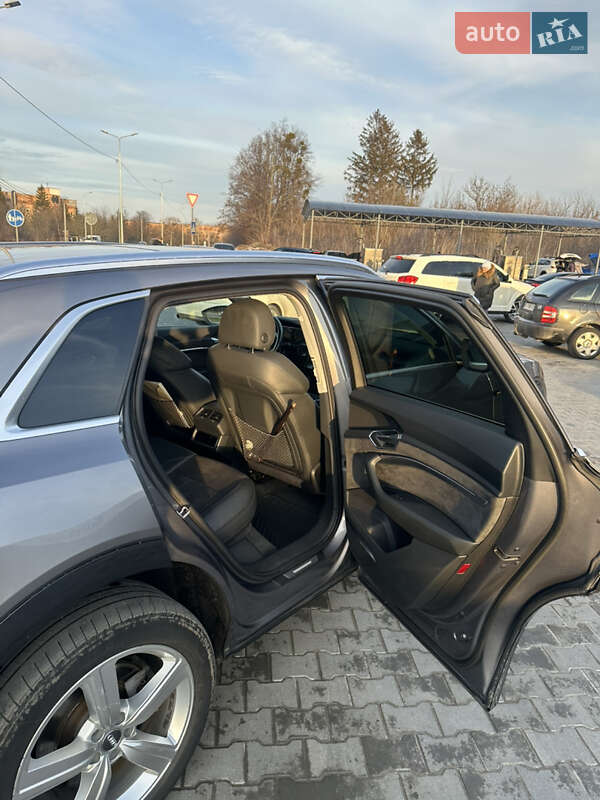 Позашляховик / Кросовер Audi e-tron 2019 в Полтаві фото 7 Позашляховик / Кросовер Audi e-tron 2019 в Полтаві