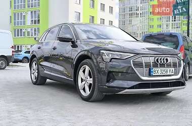 Audi e-tron  2019