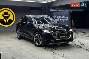 Audi e-tron  2019