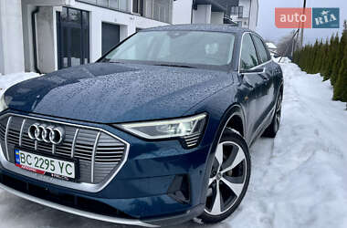 Audi e-tron  2019