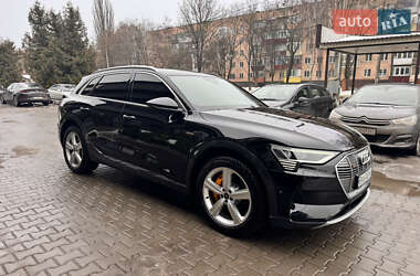 Audi e-tron 2022