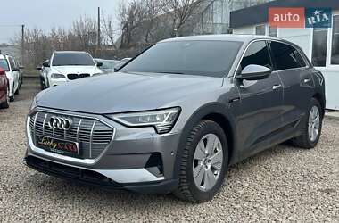 Audi e-tron  2020
