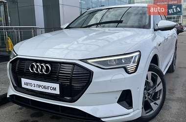 Audi e-tron  2020
