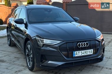 Audi e-tron  2020