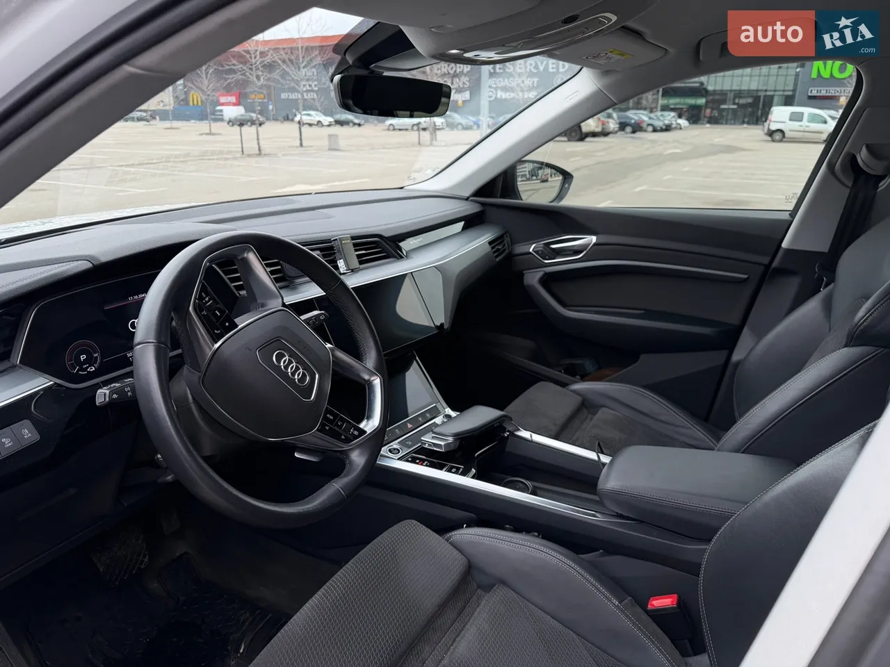 2022 Audi e-tron - мініатюра 4